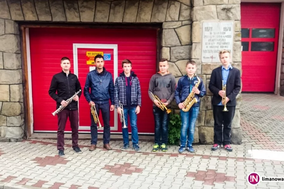 Hejnaliści wierni strażackiej tradycji - zdjęcie 4