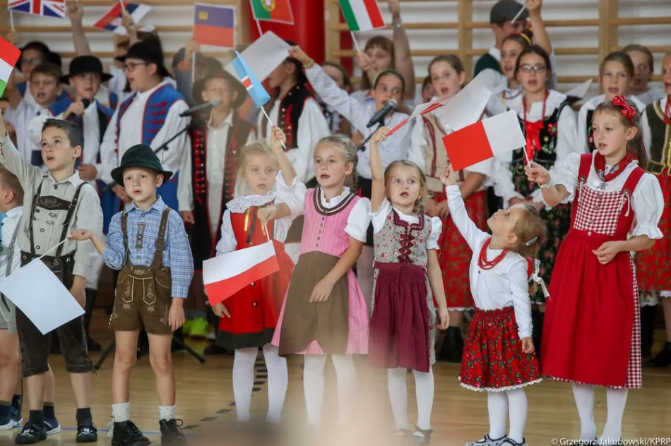 Para Prezydencka w Szkole Podstawowej w Pasierbcu - zdjęcie 11