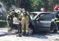 Na "krajówce" spłonął samochód osobowy - zdjęcie główne