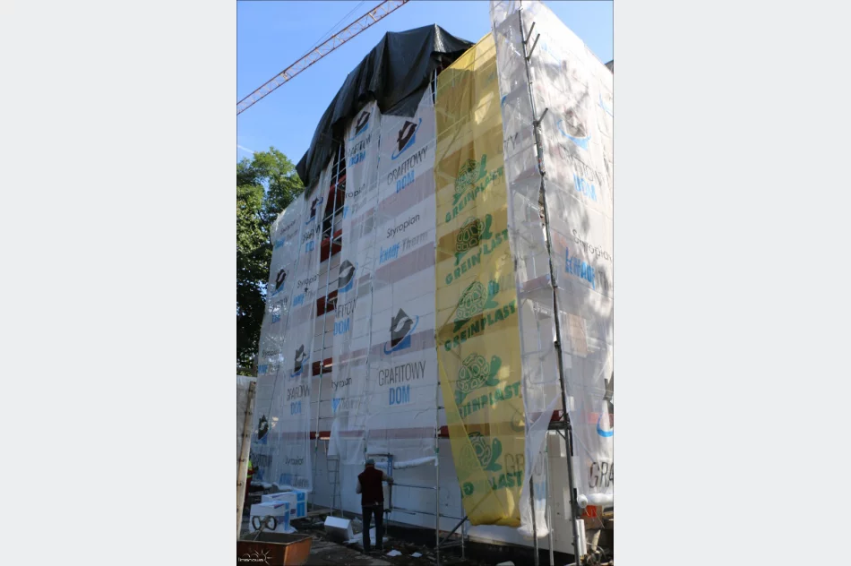 Budowa bloku osiągnęła etap stanu surowego - zamkniętego - zdjęcie 6