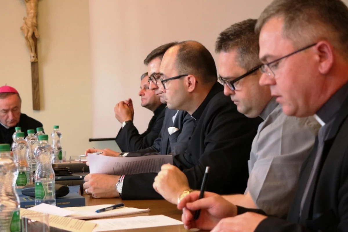 XII spotkanie Komisji Głównej V Synodu Diecezji Tarnowskiej - prawo w służbie Łaski