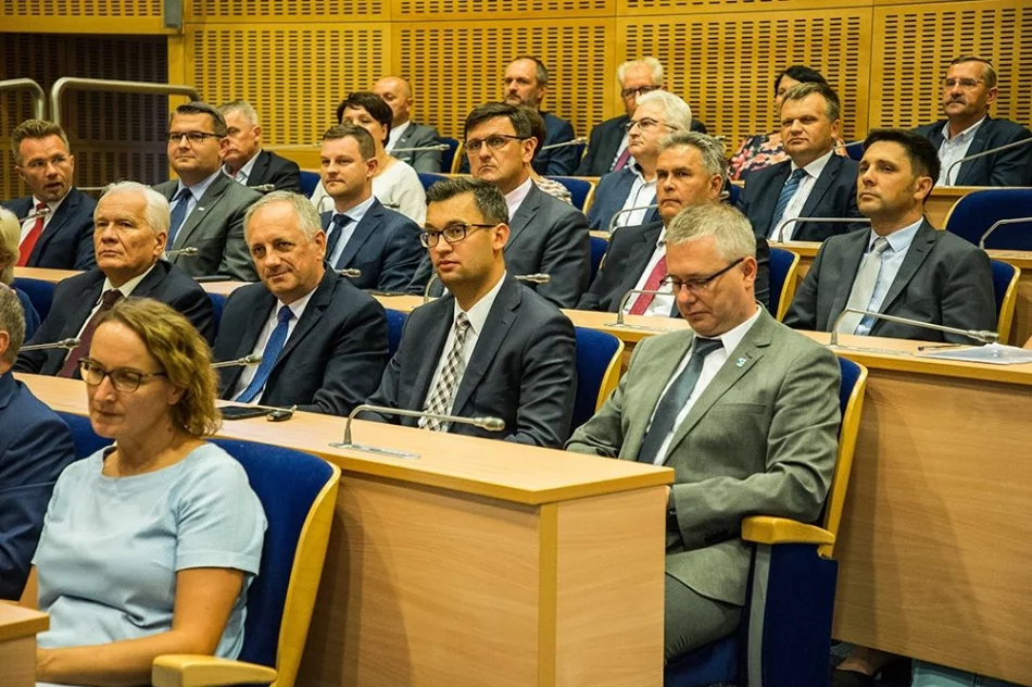 Pieniądze na miejsca pamięci i martyrologii - zdjęcie 2