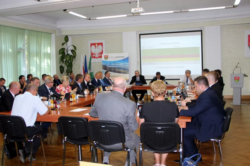 Informacja o VIII Sesji Rady Gminy Limanowa - zdjęcie 4
