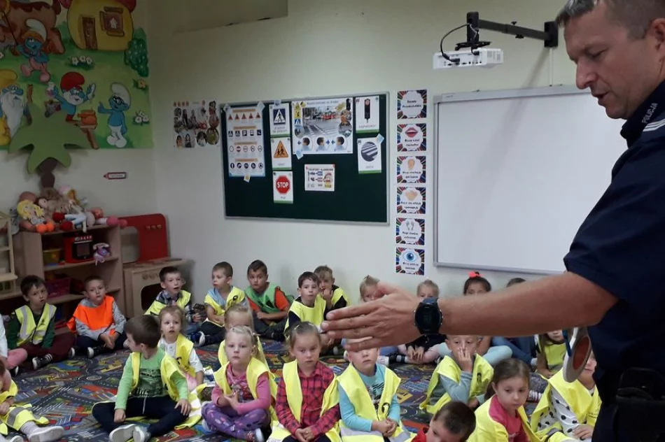 Bezpieczeństwo na drodze – akcja informacyjno-edukacyjna w Szkole Podstawowej w Mordarce  - zdjęcie 2