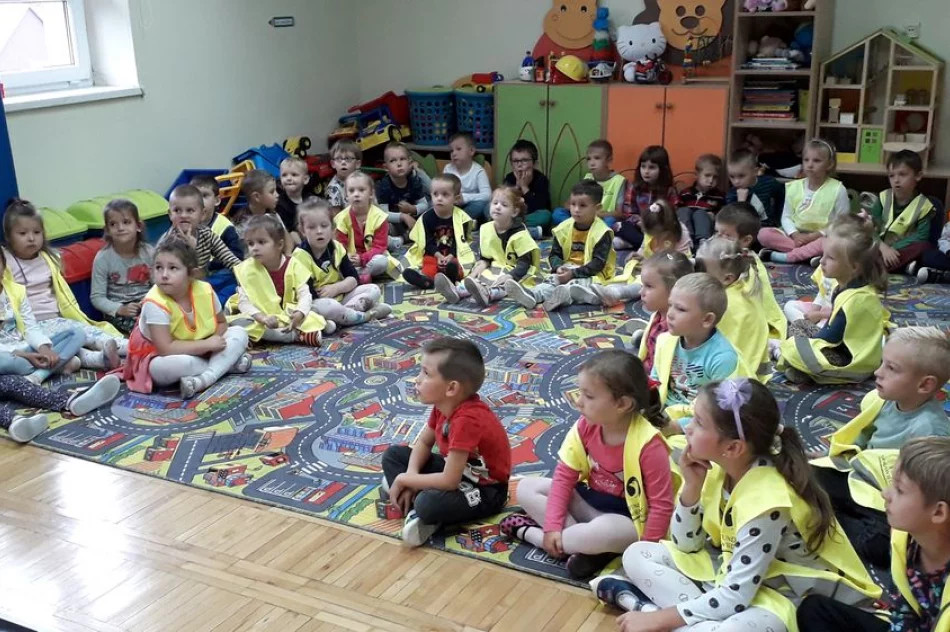 Bezpieczeństwo na drodze – akcja informacyjno-edukacyjna w Szkole Podstawowej w Mordarce  - zdjęcie 10