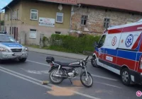 Nowy Sącz: na Węgierskiej samochód osobowy zderzył się z motocyklem - zdjęcie główne