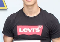 Gra w podstawowym składzie, jego drużyna wygrywa - zdjęcie główne