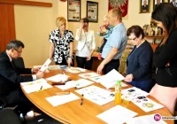 12 propozycji na logo - w konkursie uczestniczy 6 osób - zdjęcie główne