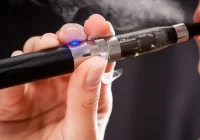 Dymek tradycyjny kontra elektroniczny: co pali polska młodzież - zdjęcie główne