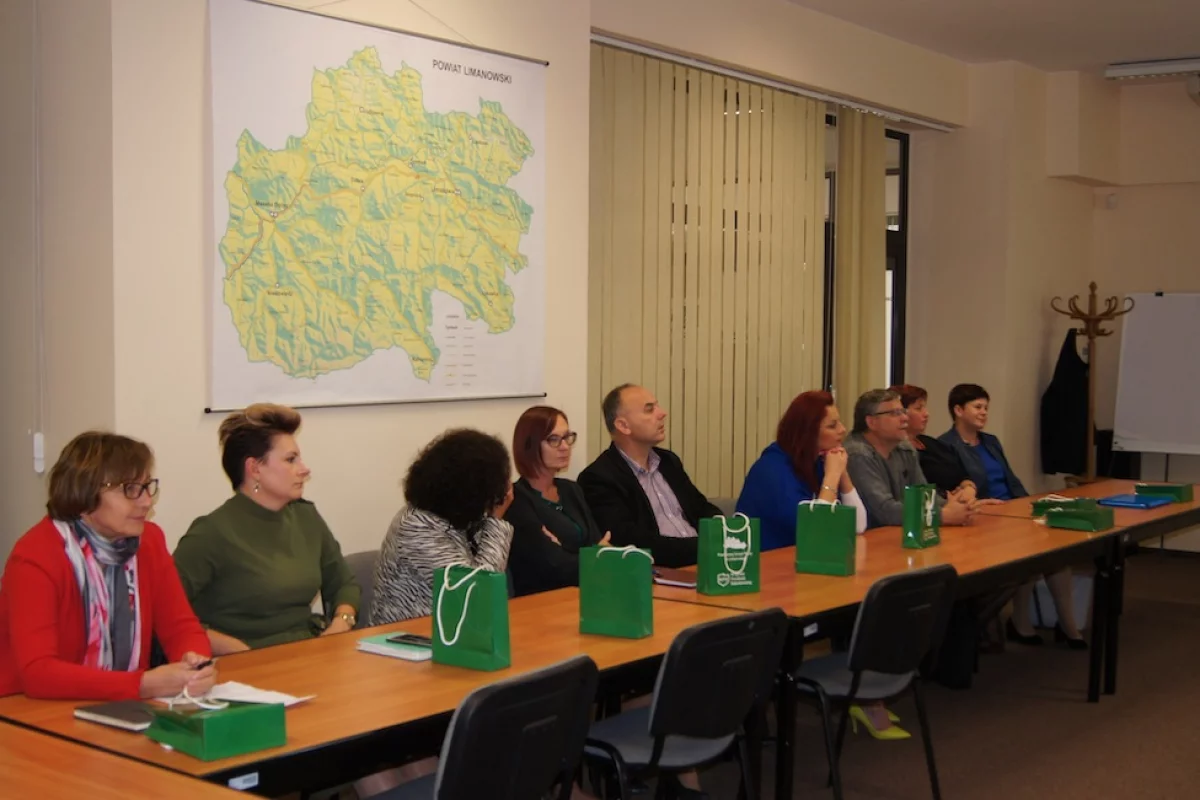 Spotkanie z przedstawicielami ośrodków pomocy społecznej na Limanowszczyźnie
