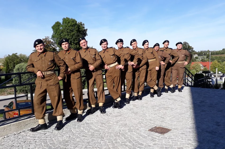 Żołnierze płk. Stanisława Maczka powrócili do Skrzydlnej - zdjęcie 9