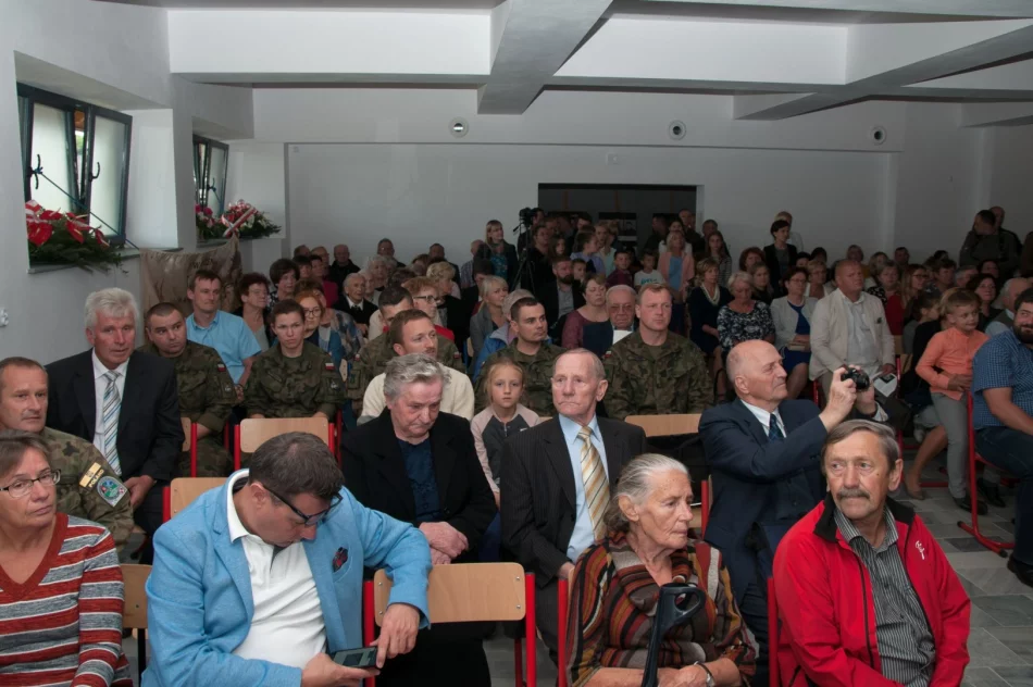 Żołnierze płk. Stanisława Maczka powrócili do Skrzydlnej - zdjęcie 16