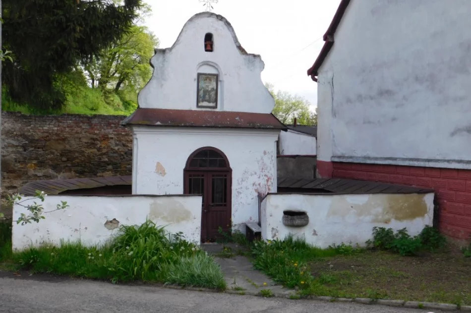 Biecz: są pieniądze na remont zabytkowej kapliczki - zdjęcie 2