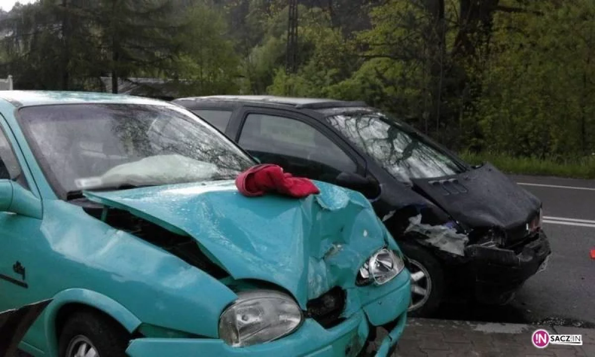 Nowy Sącz: dwa samochody zderzy ły się na ul. Lwowskiej
