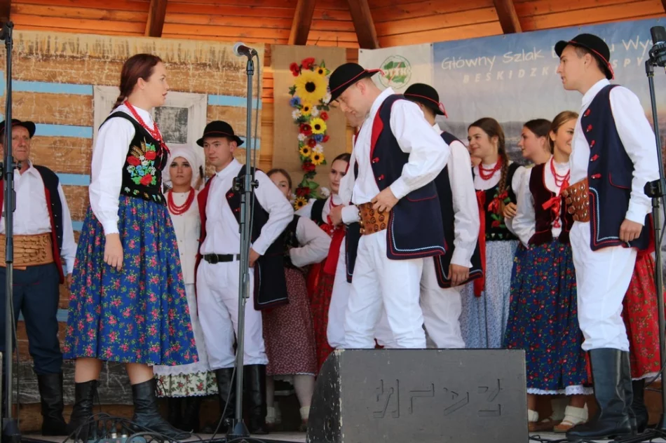 I miejsce dla Zespołu "Kijom Worci"  na Festiwalu Beskidzka Podkówecka - zdjęcie 5