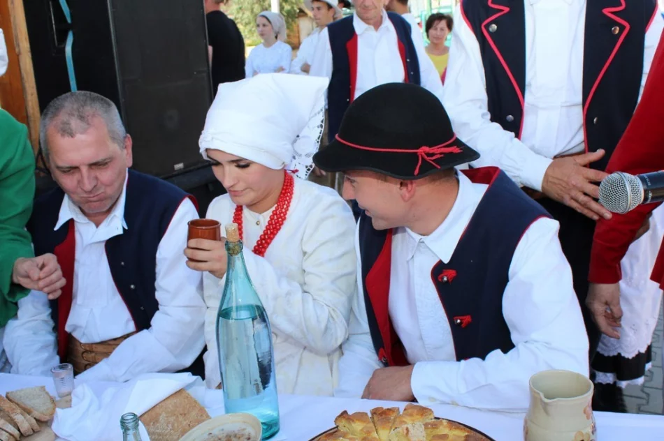 I miejsce dla Zespołu "Kijom Worci"  na Festiwalu Beskidzka Podkówecka - zdjęcie 6