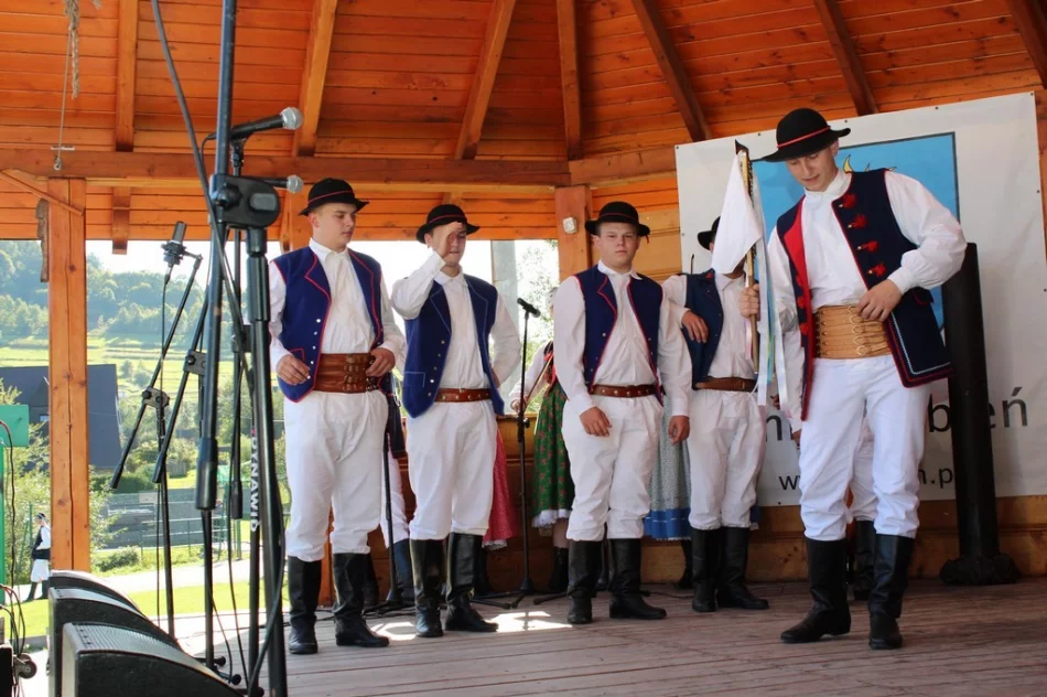I miejsce dla Zespołu "Kijom Worci"  na Festiwalu Beskidzka Podkówecka - zdjęcie 8