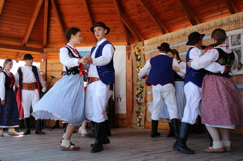 I miejsce dla Zespołu "Kijom Worci"  na Festiwalu Beskidzka Podkówecka - zdjęcie 12