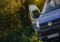 Samochód uderzył w słup i ogrodzenie - zdjęcie główne