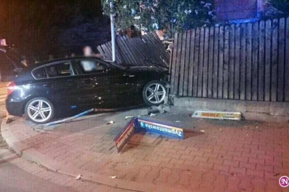 Nowy Sącz: zderzenie dwóch samochodów na ul. Zygmuntowskiej - zdjęcie 2