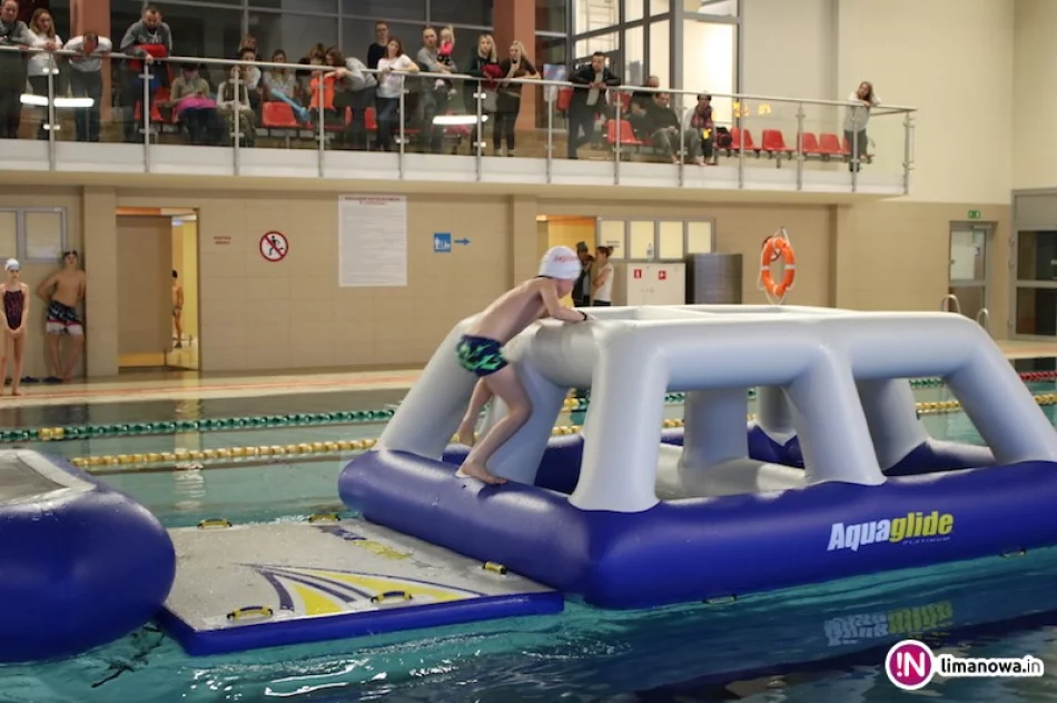 Wodna atrakcja na Pływalni Limanowskiej - zdjęcie 2