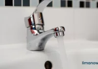 Woda niezdatna do picia. Sanepid wydał zakaz - zdjęcie główne