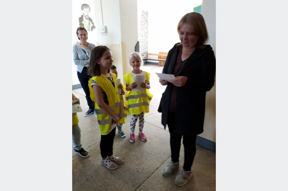 Odblaskowe spotkanie z rodzicami w SP w Mordarce - zdjęcie 5