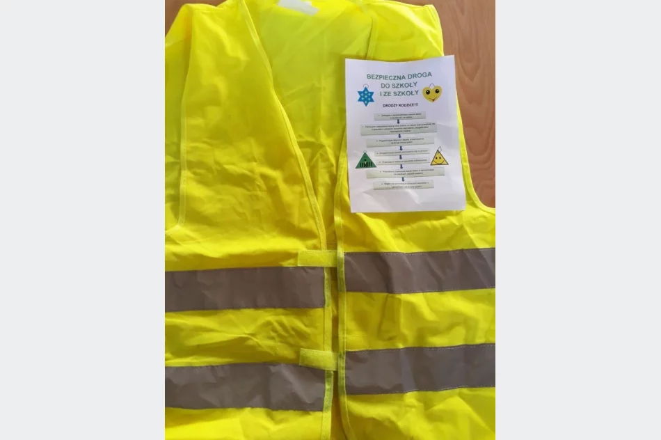 Odblaskowe spotkanie z rodzicami w SP w Mordarce - zdjęcie 16