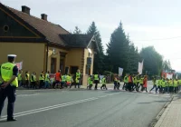 Funkcjonariusze spotykają się z uczniami - zdjęcie główne