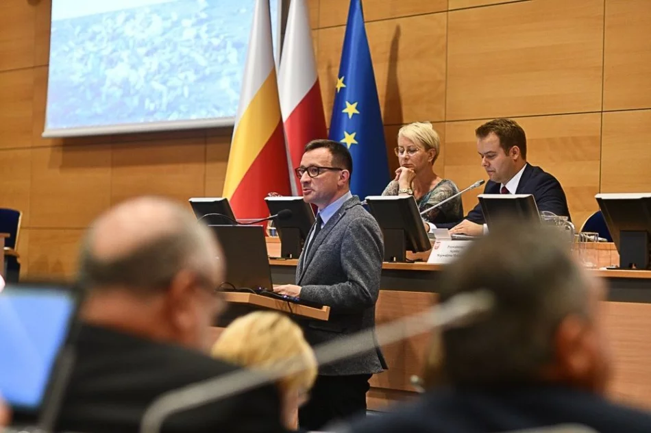 XIII sesja Sejmiku Województwa Małopolskiego - zdjęcie 7