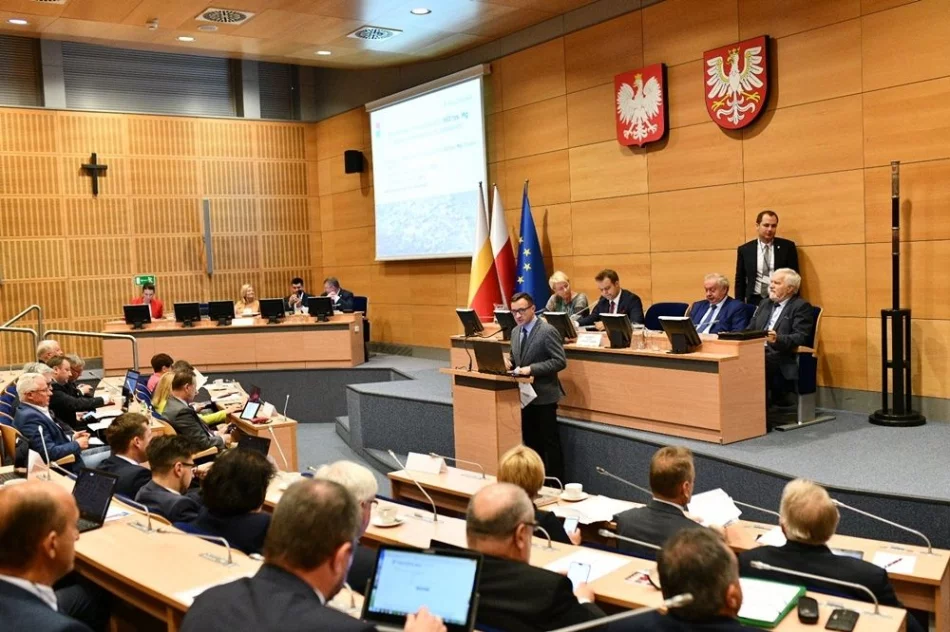 XIII sesja Sejmiku Województwa Małopolskiego - zdjęcie 8