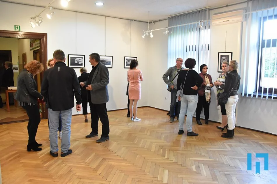 Wystawa fotografii pt. „Ekwiwalent” - zdjęcie 6