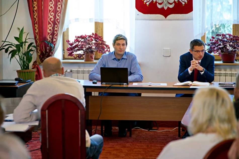 Zdecydowany protest mieszkańców - kolej rezygnuje z budowy placu przeładunkowego na terenie osiedla - zdjęcie 2