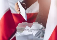 Według Szumowskiego odrzucenie ustawy w sprawie wyborów korenspondencyjnych może wywołać kryzys polityczny - zdjęcie główne