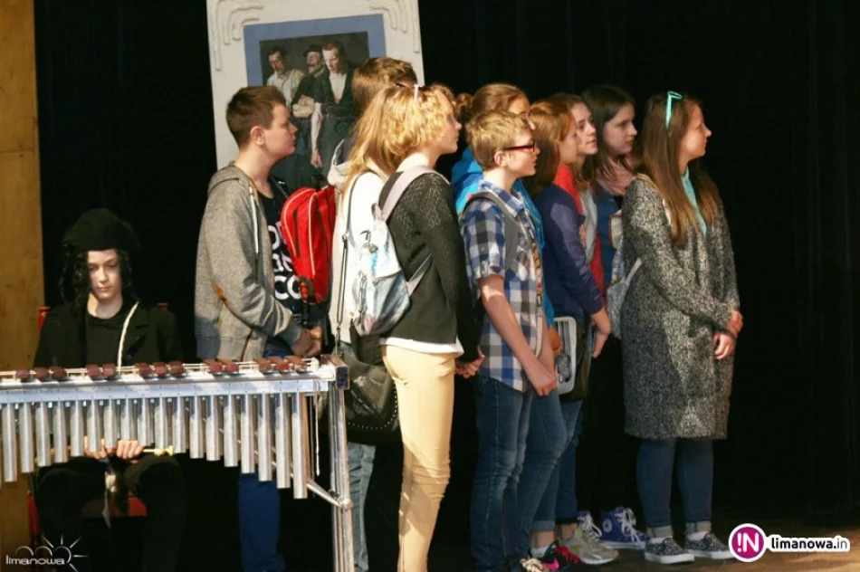 Uroczysta sesja, referat i akademia - obchody rocznicy rozpoczęte - zdjęcie 3