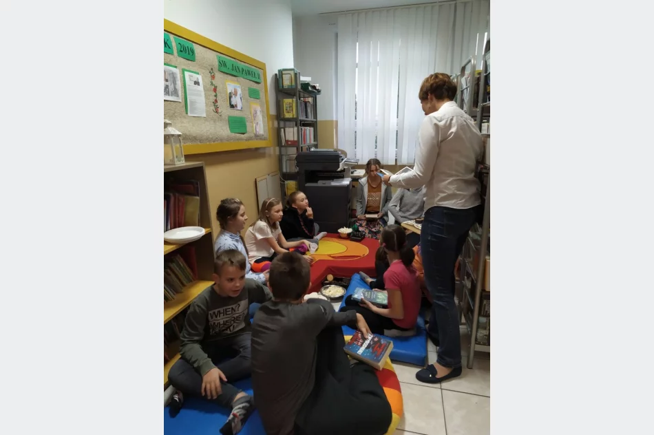 NOC BIBLIOTEK w Szkole Podstawowej nr 1 w Męcinie - zdjęcie 6