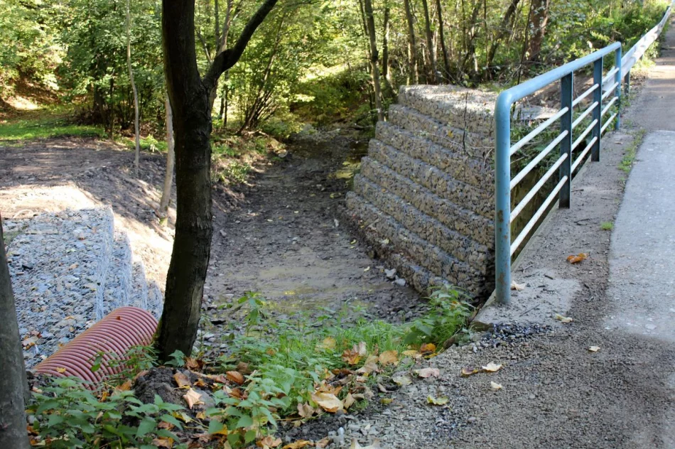 Kolejne drogi gminne po przebudowie odebrane - zdjęcie 10