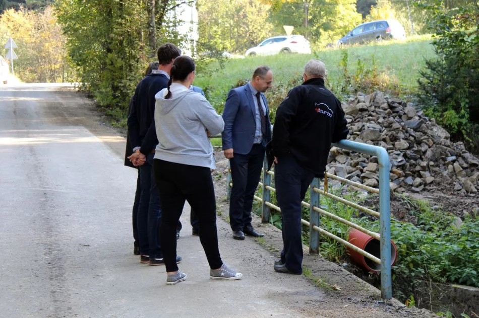 Kolejne drogi gminne po przebudowie odebrane - zdjęcie 12