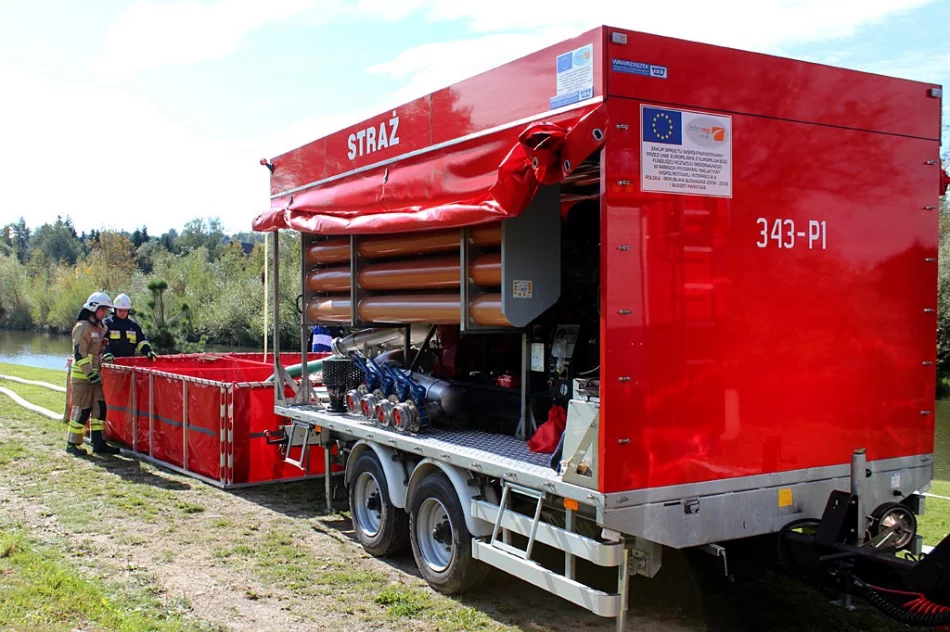 Ćwiczebne działania z przepompowywania wody na duże odległości - zdjęcie 2