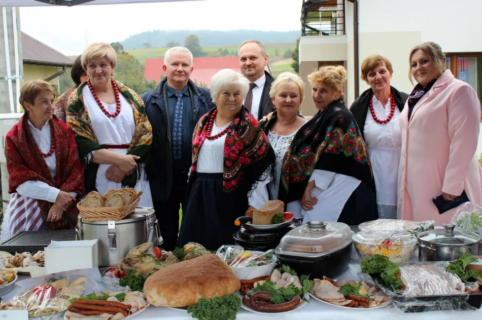 W Siekierczynie odbył się Piknik Rodzinny z Świętem Kapusty - zdjęcie 4