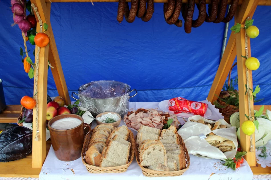 W Siekierczynie odbył się Piknik Rodzinny z Świętem Kapusty - zdjęcie 8