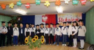 Pierwszoklasiści z SP Siekierczyna nr 2 są już pełnoprawnymi uczniami - zdjęcie 2