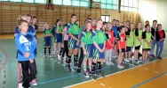 Pięć drużyn walczyło o tytuł Mistrza Gminy Limanowa w Mini Piłce Halowej Dziewcząt - zdjęcie 4