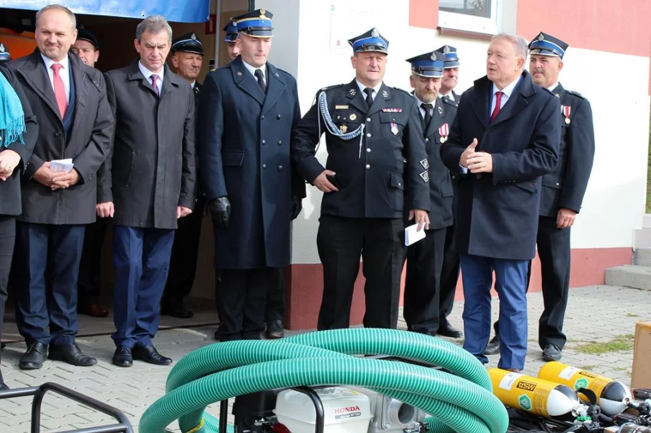 Sprzęt zapewniający gotowość bojową trafił do jednostek OSP z gminy Limanowa - zdjęcie 20