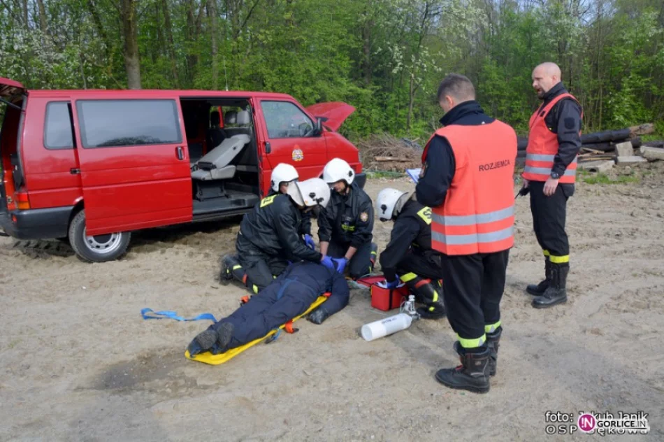 II Mistrzostwa Powiatu Gorlickiego w Ratownictwie Medycznym - zdjęcie 4
