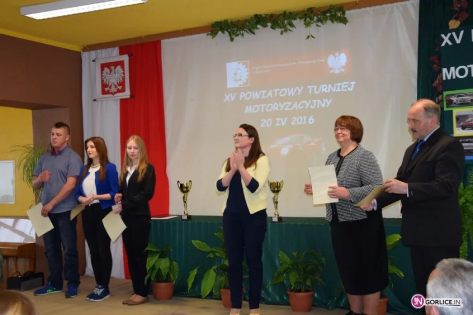 Nauka się opłaca - najzdolniejsi uczniowie dostali stypendia - zdjęcie 3