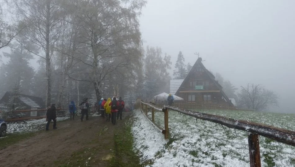 Rozpoczęcie sezonu z dyplomem dla gorlickich turystów - zdjęcie 1