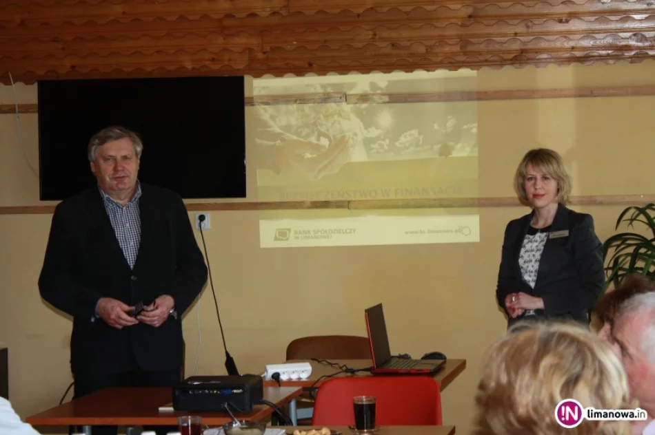 W bibliotece o kredytach i finansach - zdjęcie 2