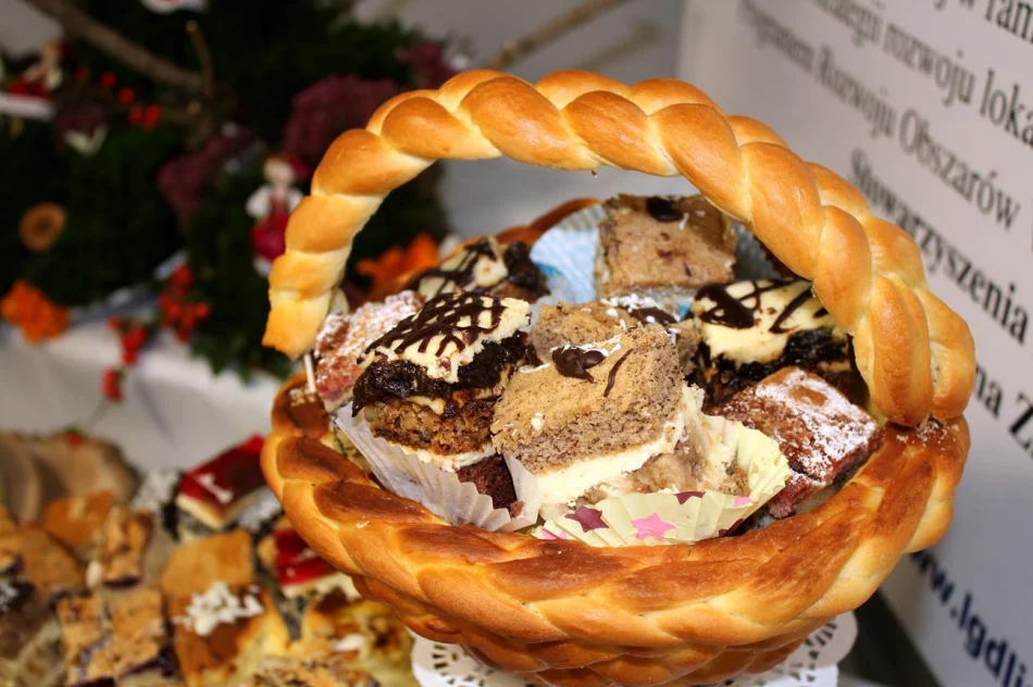 Ciasta tradycyjne tematem warsztatów kulinarnych KGW w Pisarzowej - zdjęcie 7