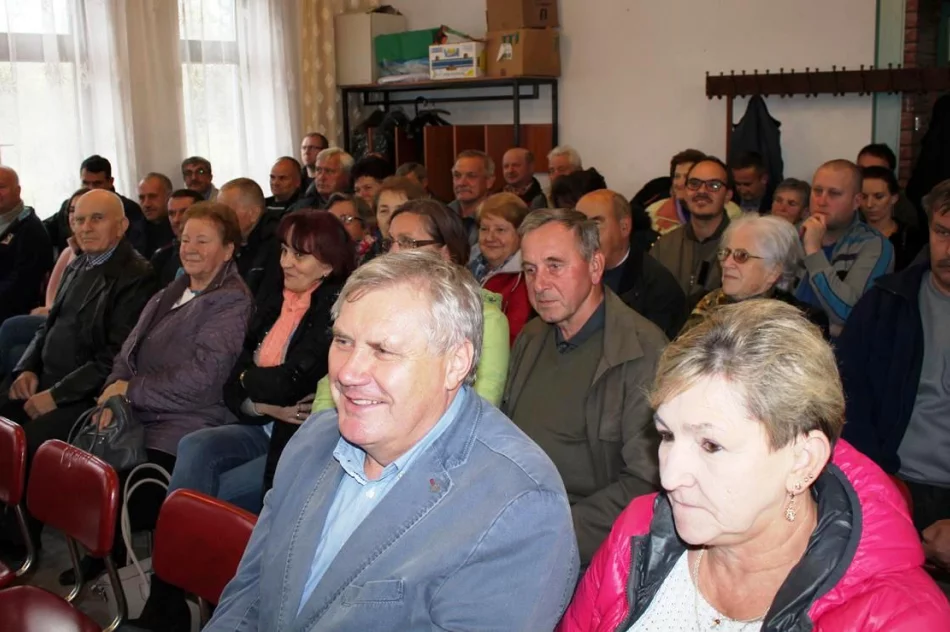 Spotkanie w Łososinie Górnej w sprawie planów budowy linii kolejowej - zdjęcie 4